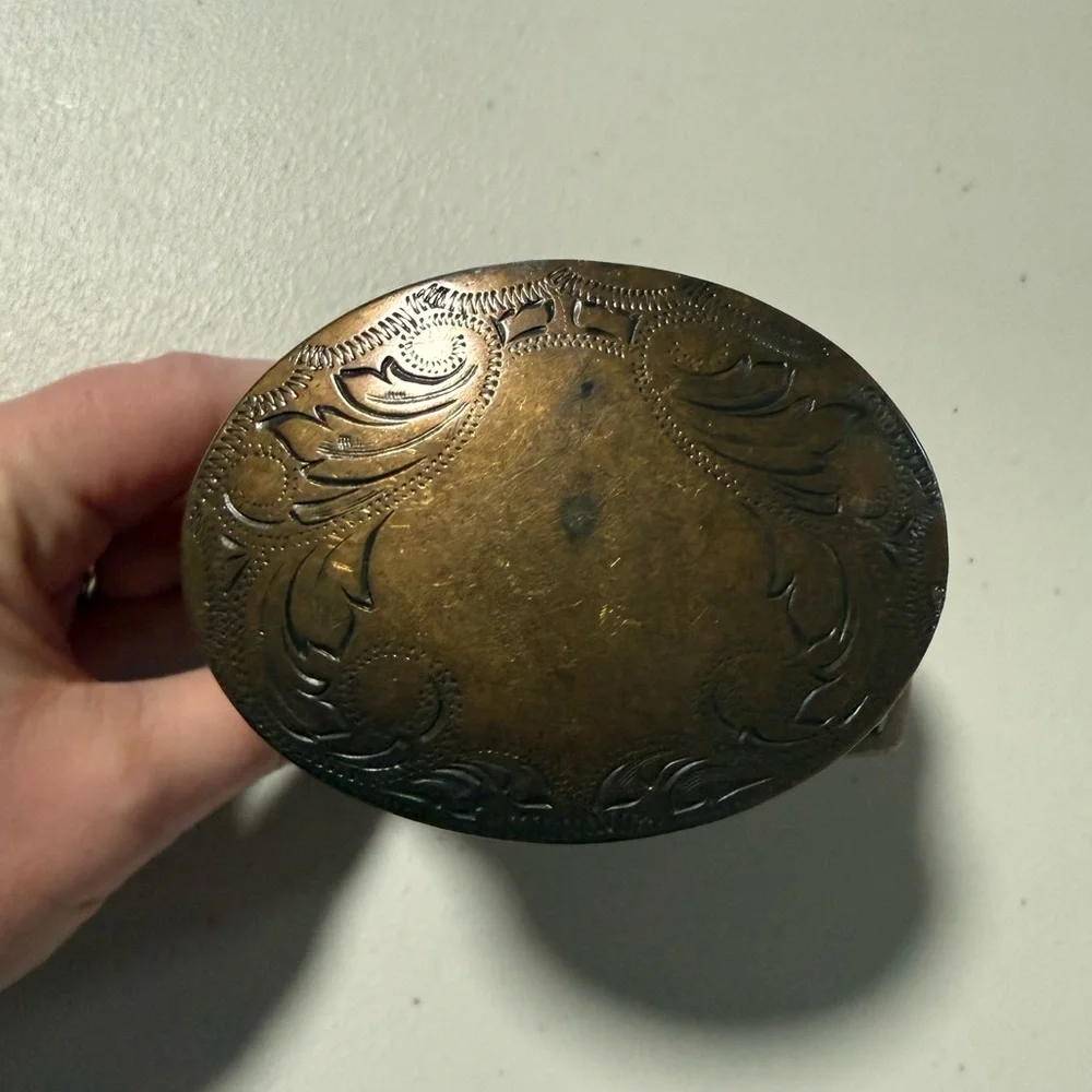 Old Navy Brown Leather Cutout Studded Belt Engraved Buckle Size Medium Boho